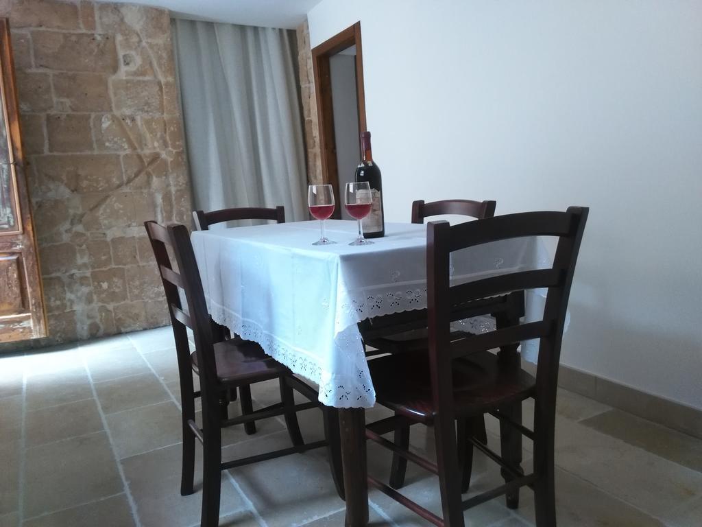 Dimora La Corte Λέτσε Εξωτερικό φωτογραφία